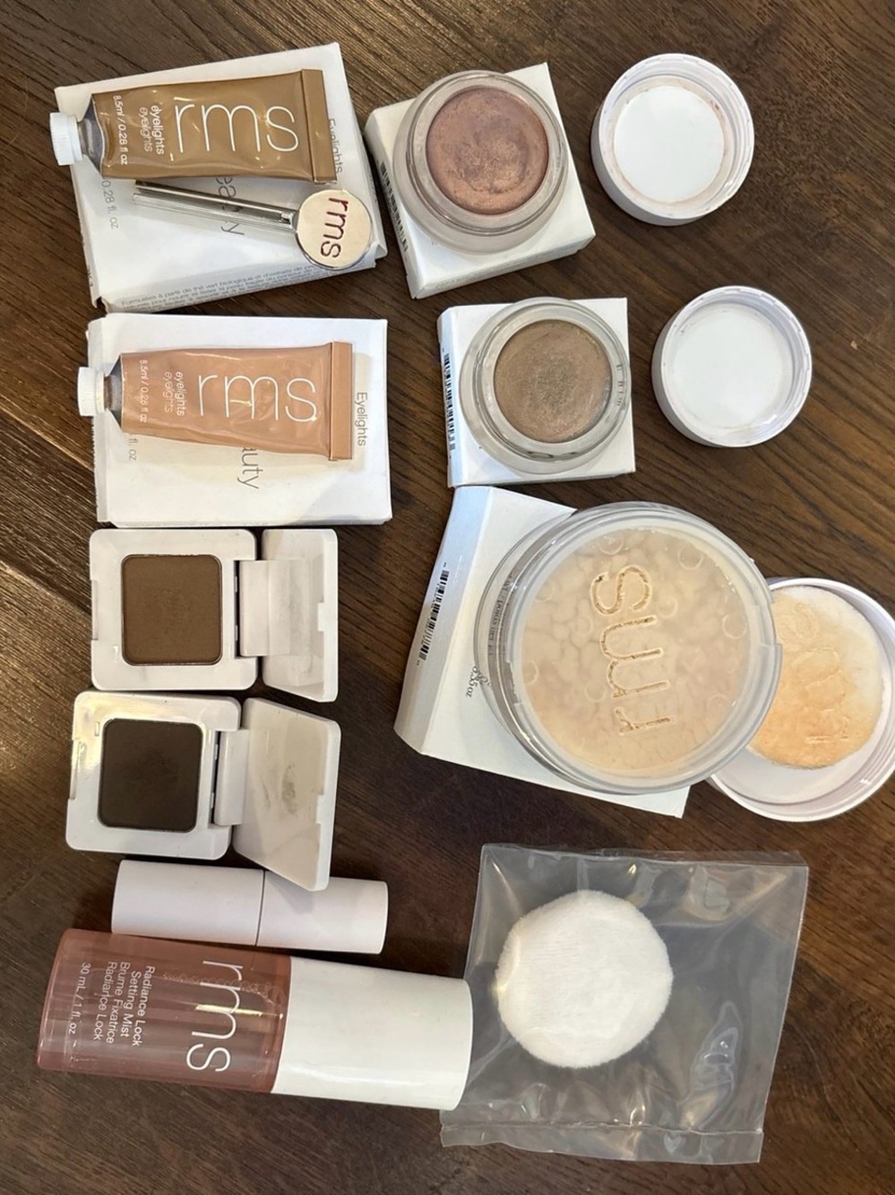 Hug lot RMS beauty collection - gently used